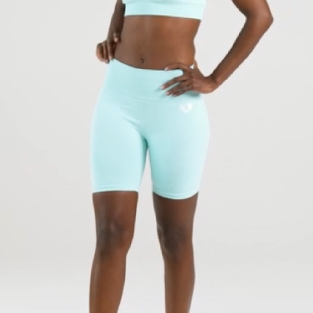 NEW WOMENS BEST Power Seamless Cycling Shorts Size: M